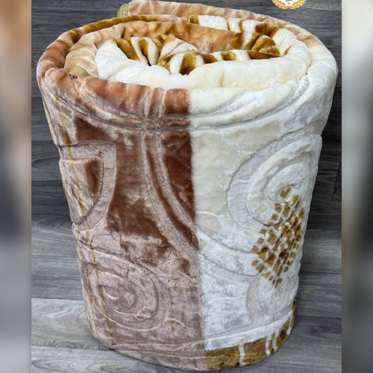 Couverture épaisse OMT, environ 4 kg - مانطة ثقيلة OMT حوالي 4 كيلو